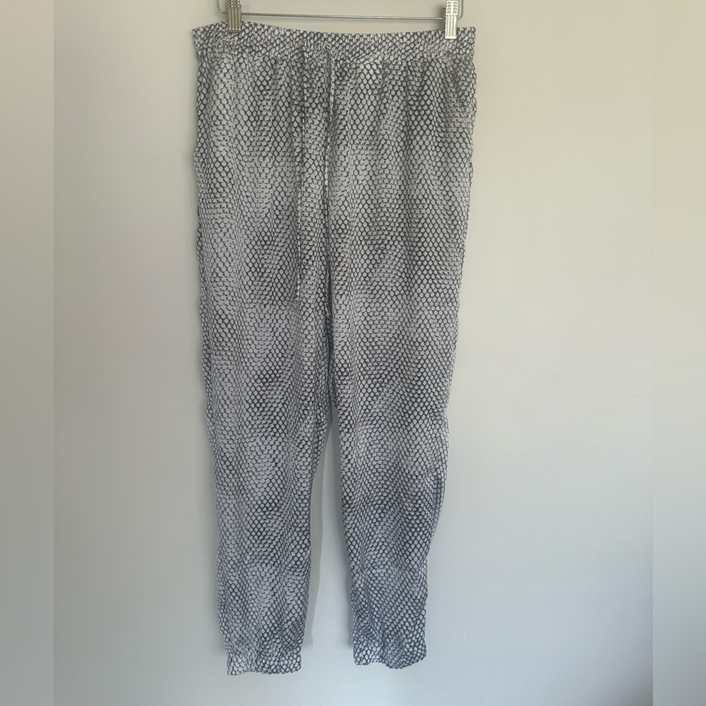 Michael Kors Women’s Snake Print Pull-On Pants – Size L